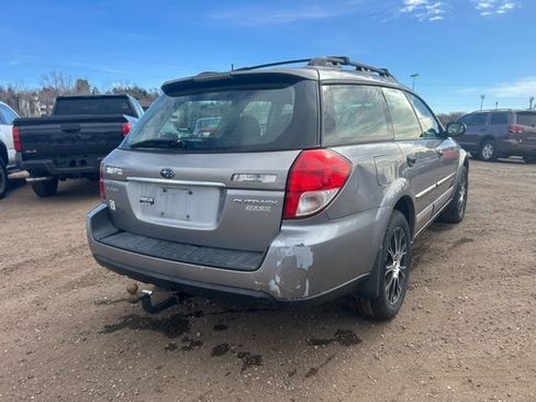 Used 2009 Subaru Outback 2.5i image 5