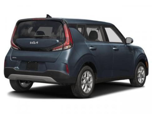 Certified 2025 Kia Soul LX w/ LX Technology Package FWD image 5