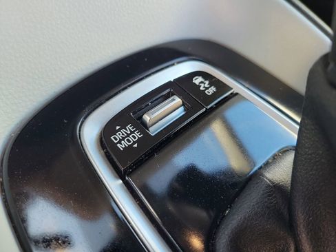 Used 2023 Toyota Corolla SE image 22