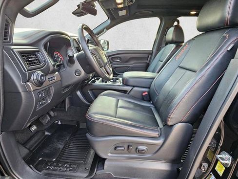 Used 2023 Nissan Titan PRO-4X w/ Pro-4x Convenience Package image 15