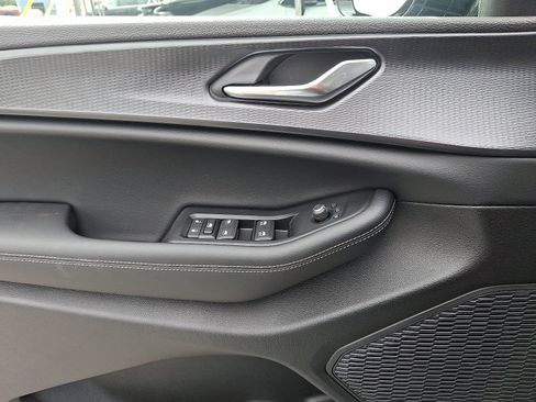 New 2025 Jeep Grand Cherokee L Altitude image 11