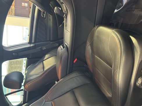 Used 2017 Ford Taurus SEL w/ Equipment Group 201A image 17