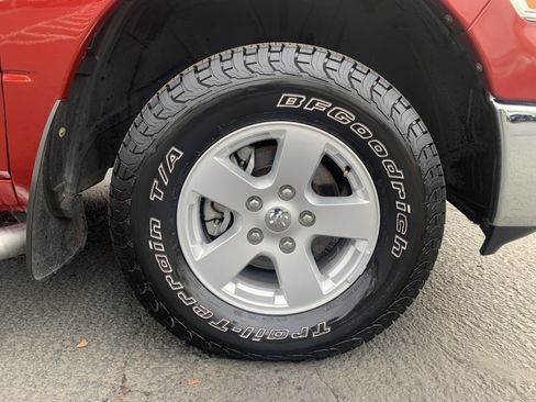 Used 2010 Dodge Ram 1500 Truck SLT w/ Remote Start & Security Group image 16