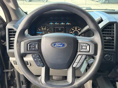Used 2016 Ford F150 XL w/ Equipment Group 101A Mid AWD/4WD image 17