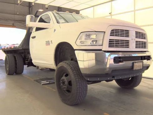 Used 2011 RAM 3500 SLT RWD image 2