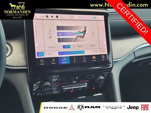 Certified 2023 Jeep Grand Cherokee Limited AWD/4WD image 11