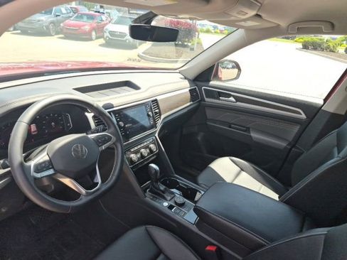 Used 2023 Volkswagen Atlas SE AWD/4WD image 10