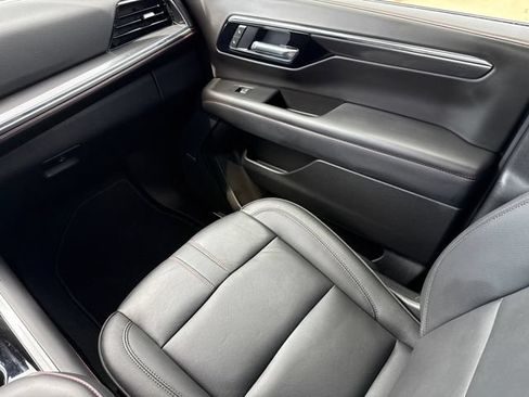 Used 2025 Chevrolet Tahoe RST w/ Comfort Package AWD/4WD image 15