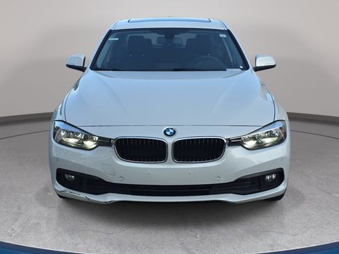 Used 2017 BMW 320i xDrive Sedan AWD/4WD image 2