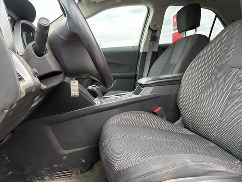 Used 2017 Chevrolet Equinox LT w/ Convenience Package AWD/4WD image 9