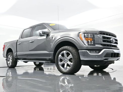 Used 2021 Ford F150 Lariat w/ Max Trailer Tow Package image 47