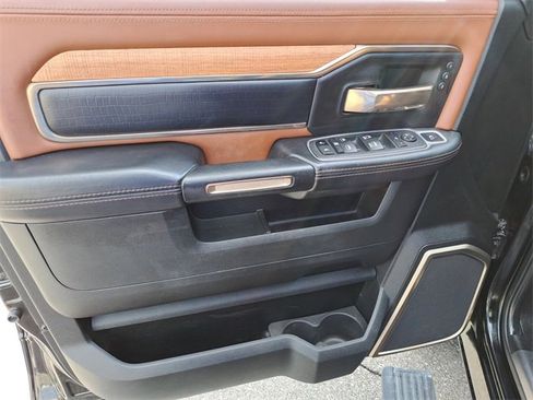 Used 2022 RAM 3500 Limited image 19