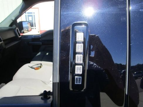 Used 2019 Ford F150 XLT w/ Equipment Group 301A Mid image 49