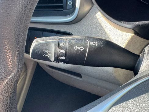 Used 2019 Kia Sorento FWD image 31