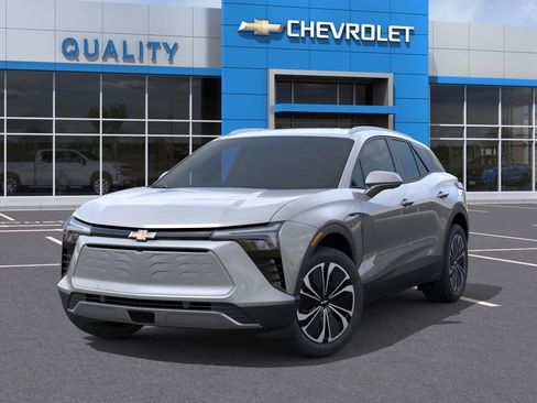 New 2026 Chevrolet Blazer EV LT image 30