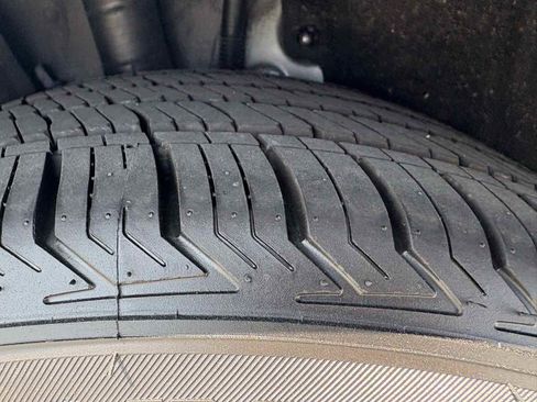 Used 2025 Toyota Corolla LE image 12