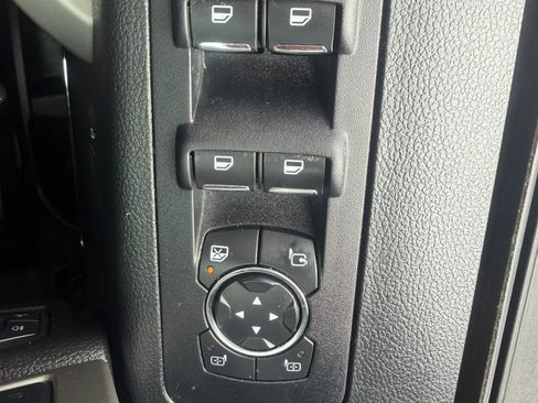 Used 2015 Ford F150 Lariat w/ Equipment Group 501A Mid AWD/4WD image 26