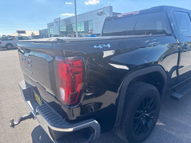 Used 2020 GMC Sierra 1500 4x4 Crew Cab image 9
