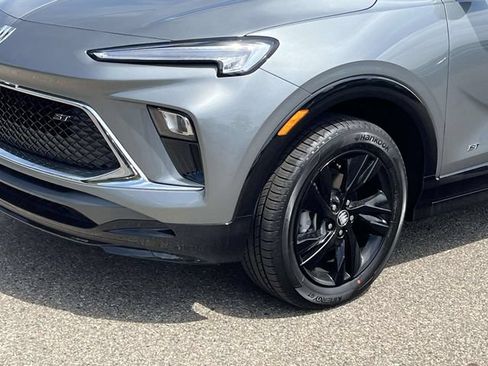 New 2026 Buick Encore GX Sport Touring w/ Advanced Technology Package AWD/4WD image 9
