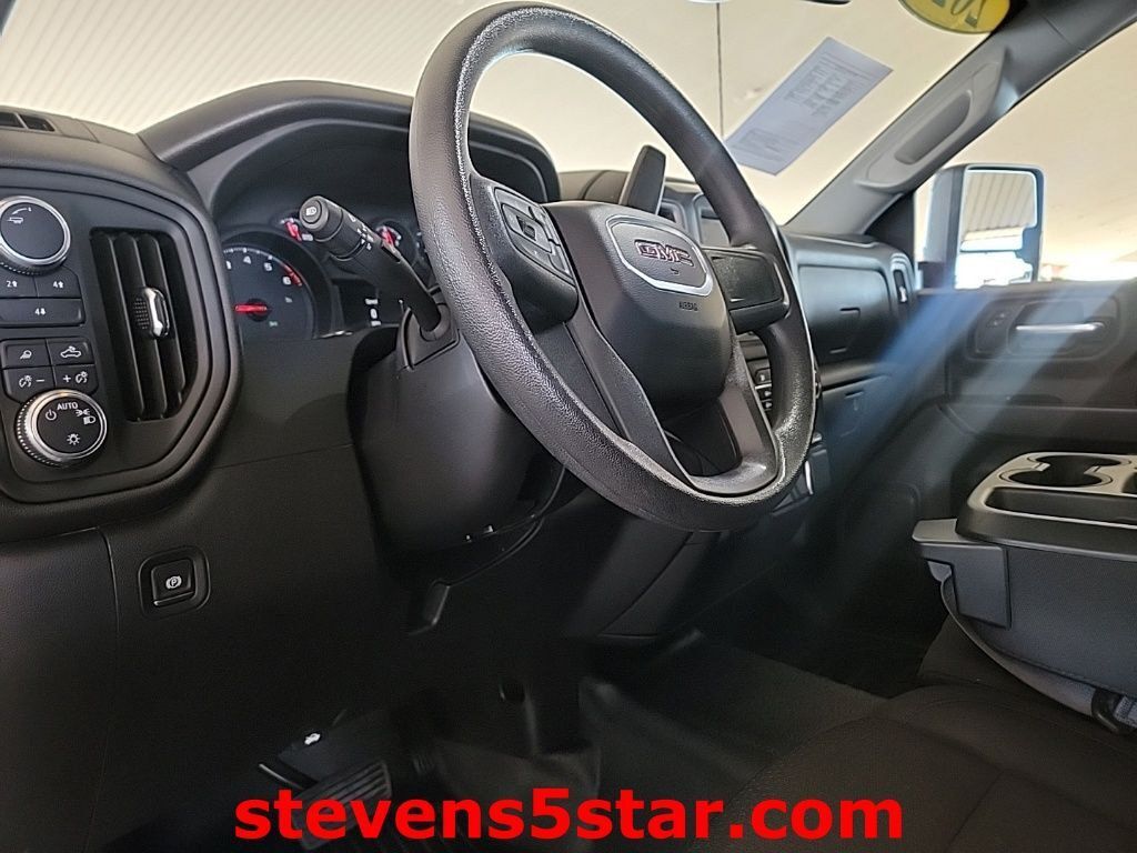 Used 2025 GMC Sierra 3500 Pro w/ Convenience Package AWD/4WD image 13