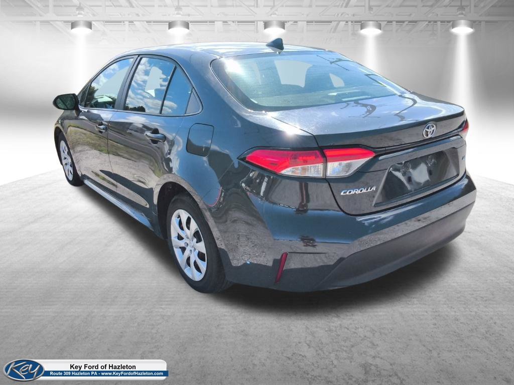 Used 2024 Toyota Corolla LE FWD image 9
