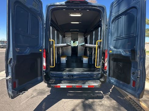 Used 2019 Ford Transit 250 148 High Roof Extended image 4