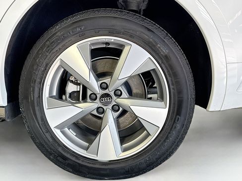 Used 2024 Audi Q5 2.0T Premium Plus w/ Premium Plus Package image 30