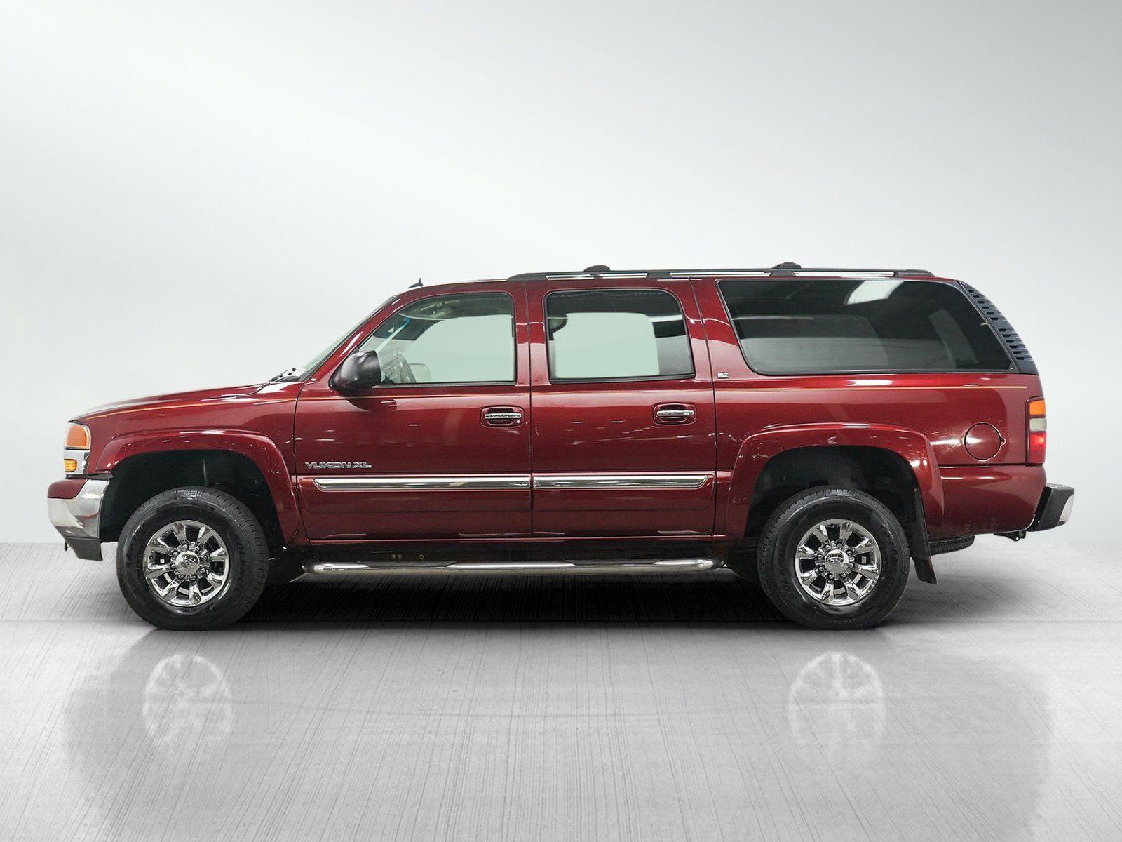 Used 2003 GMC Yukon XL 2500 SLT w/ 1SD Preferred Equipment Group AWD/4WD image 2