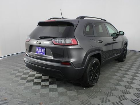 Used 2023 Jeep Cherokee Altitude Lux image 23