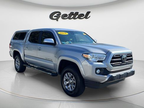 Used 2019 Toyota Tacoma SR5 RWD image 3