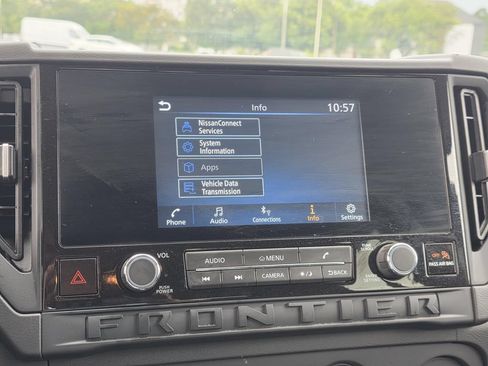 Used 2025 Nissan Frontier S RWD image 12