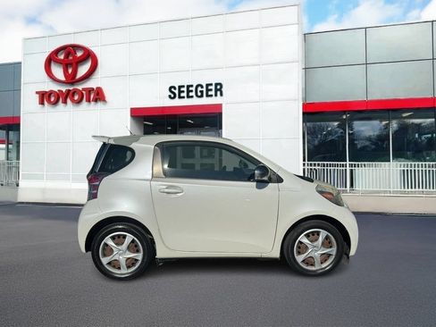 Used 2012 Scion iQ w/ Rear Speaker Pkg FWD image 2