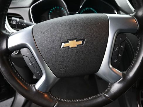 Used 2017 Chevrolet Traverse LT AWD/4WD image 16