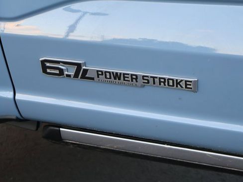 Used 2023 Ford F250 Lariat w/ Lariat Ultimate Package image 11