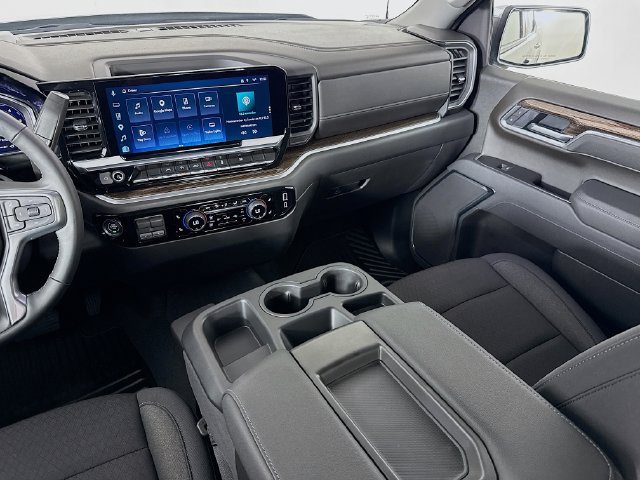 Used 2026 Chevrolet Silverado 1500 LT AWD/4WD image 25