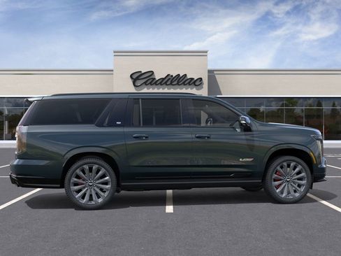New 2026 Cadillac Escalade ESV V AWD/4WD image 5