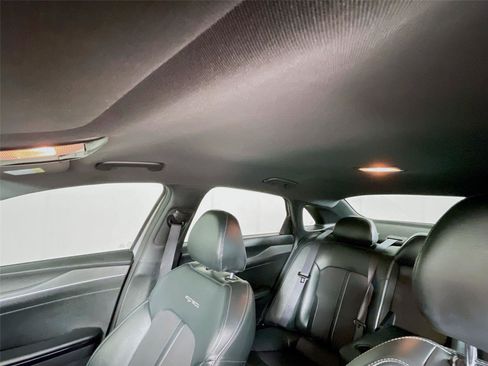 Used 2022 Kia K5 GT-Line AWD/4WD image 12