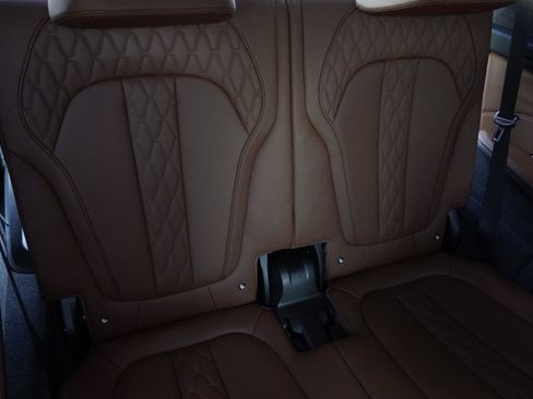 Used 2024 BMW X7 M60i w/ Executive Package AWD/4WD image 39