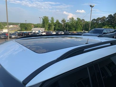 Used 2025 Ford Explorer ST w/ Sun And Sound Package AWD/4WD image 13