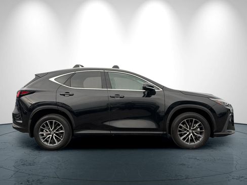 Used 2025 Lexus NX 250 250 Premium w/ Accessory Package (2T) image 3