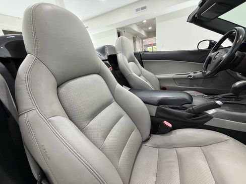 Used 2006 Chevrolet Corvette Convertible RWD image 14