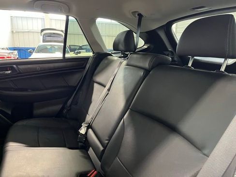 Used 2019 Subaru Outback 3.6R Limited w/ Popular Package #2 AWD/4WD image 18