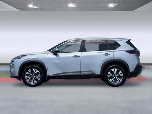 Used 2023 Nissan Rogue SV AWD/4WD image 2