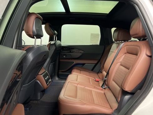 New 2026 Lincoln Nautilus Reserve w/ Jet Appearance Package image 34