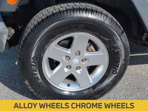 Used 2013 Jeep Wrangler Unlimited Sport image 11