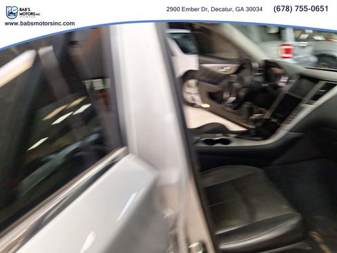 Used 2015 INFINITI Q50 Premium w/ Navigation Package image 10