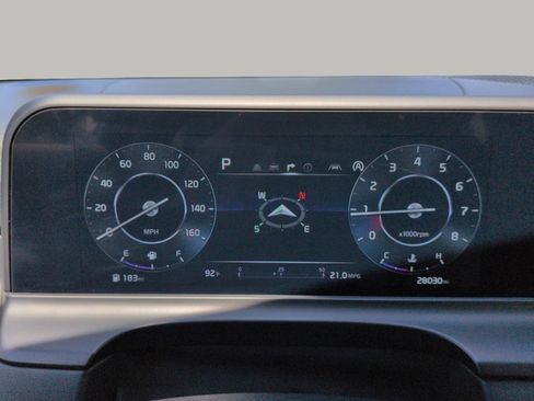 Used 2024 Kia Seltos EX FWD image 32