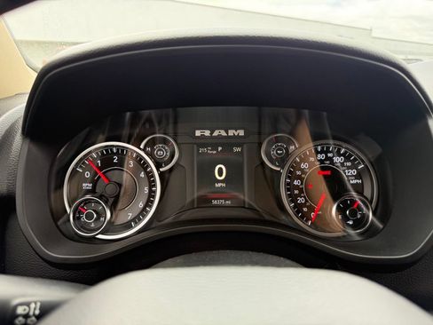 Used 2020 RAM 1500 Big Horn RWD image 10