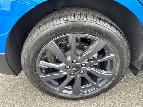 Certified 2024 Chevrolet Equinox RS w/ LPO, Floor Liner Package image 26