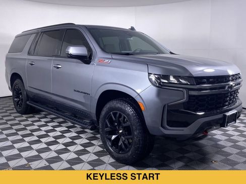 Certified 2022 Chevrolet Suburban Z71 w/ Luxury Package AWD/4WD image 20